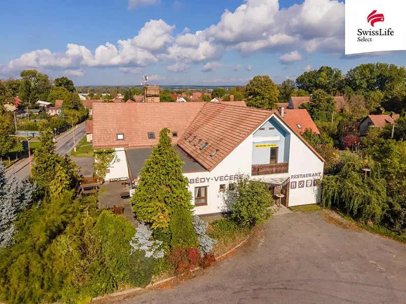 Prodej ubytovacího zařízení 835 m², Stradouň – náhled fotky 1