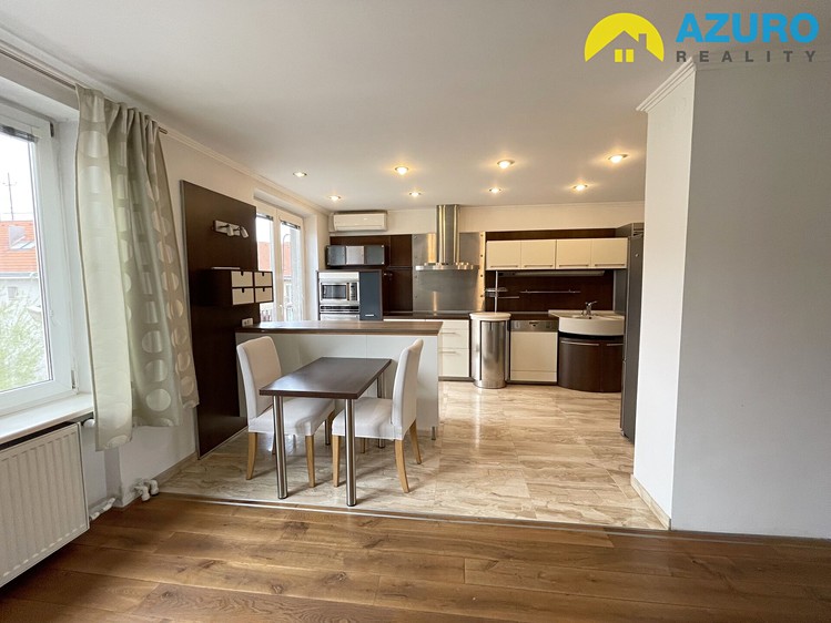 Pronájem bytu 2+1, 64 m² (24 z 33)