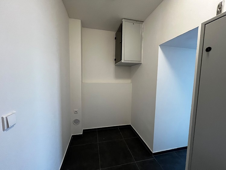 Комерційне приміщення в оренду, 100 м² (12 з 13)