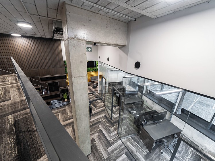 Комерційне приміщення в оренду, 176 м² (16 з 30)