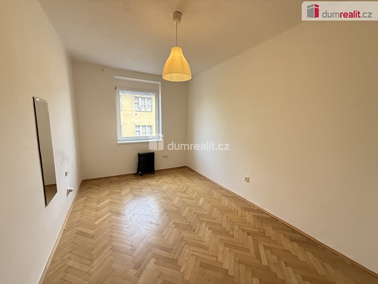 Квартира 2+kk в оренду, 45 м² (6 з 9)