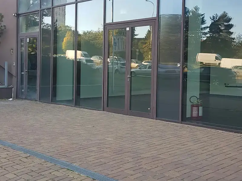 Pronájem obchodního prostoru 100 m², Praha – náhled fotky 2