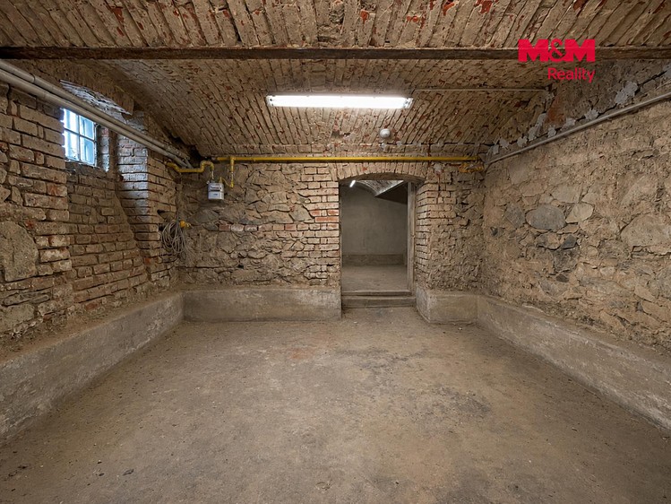 Prodej komerčního prostoru, 153 m² (25 z 27)