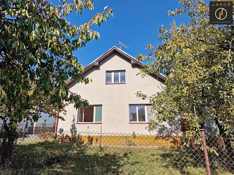 Prodej rodinného domu 174 m², pozemek 1375 m², Květinov – náhled fotky 1