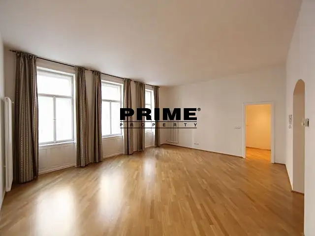Pronájem bytu 4+1 100 m², Praha – náhled fotky 1