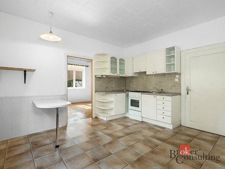 Haus zum Kauf, 209 m² (2 von 39)