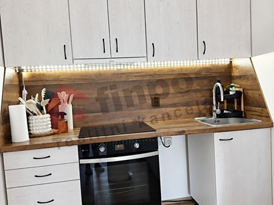 Pronájem bytu 3+kk, 76 m² (3 z 9)