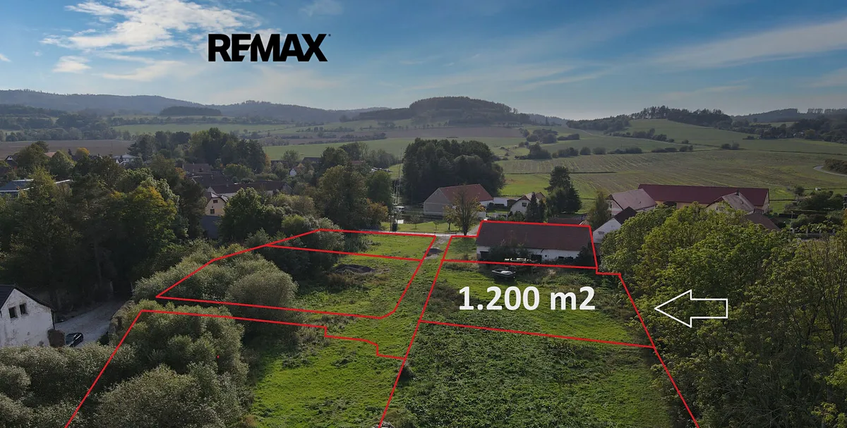 Prodej stavebního pozemku 1200 m²