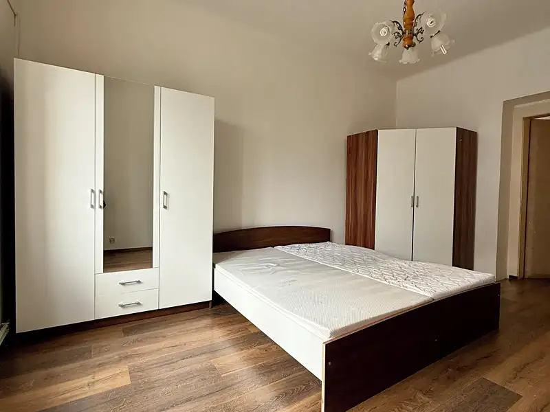Pronájem bytu 1+1 50 m², Praha – náhled fotky 2