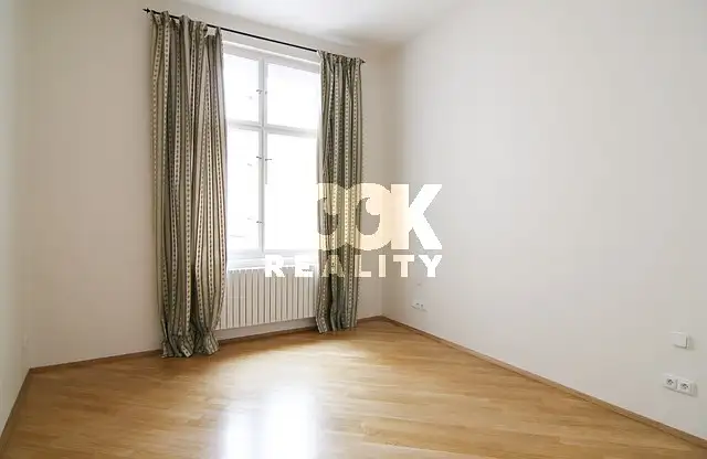 Pronájem bytu 4+1 100 m², Praha – náhled fotky 3