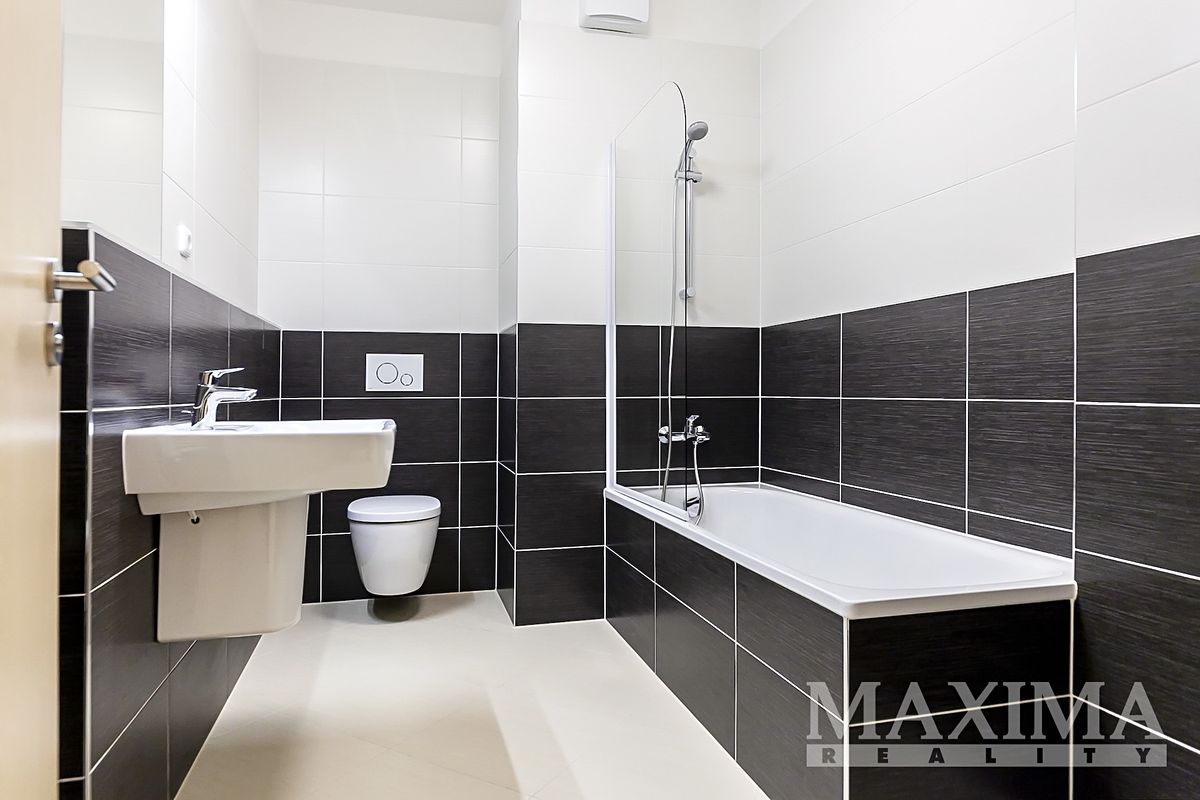 Pronájem bytu 2+kk 50 m² – fotografie 4