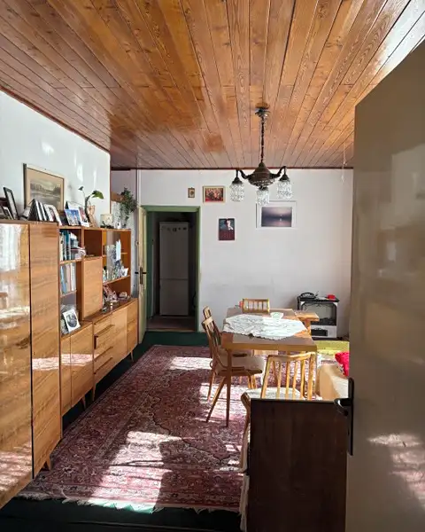 Prodej rodinného domu 96 m², pozemek 1662 m², Dynín – náhled fotky 3