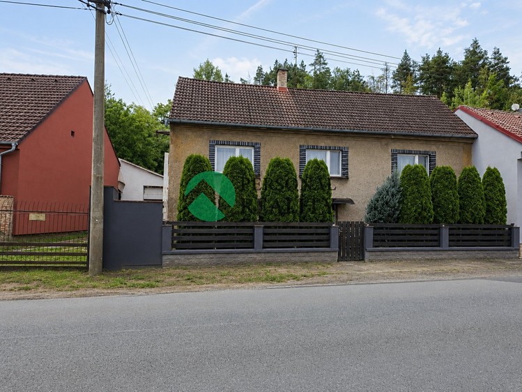 Prodej domu, 90 m² (1 z 14)
