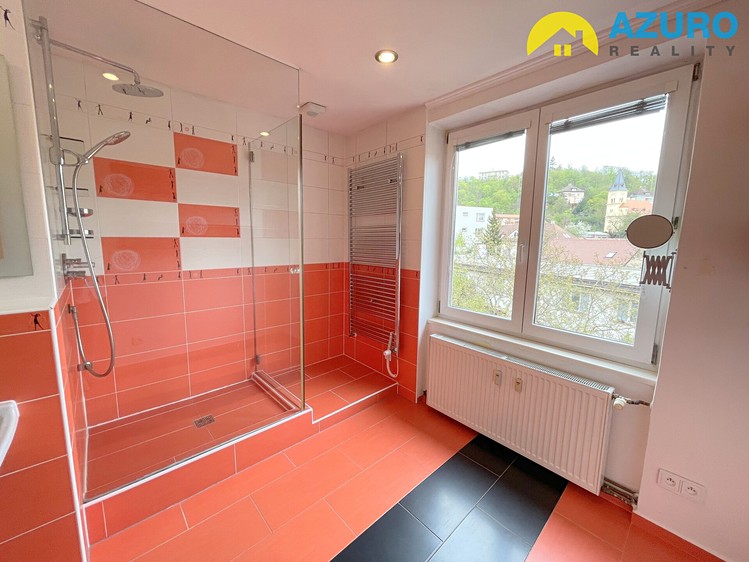 Pronájem bytu 2+1, 64 m² (9 z 33)