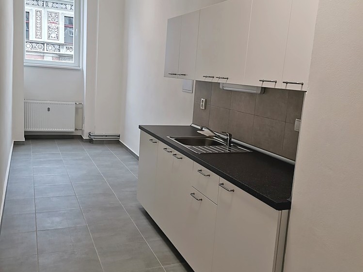Комерційне приміщення в оренду, 24 м² (7 з 9)
