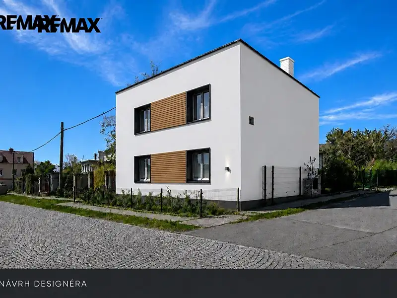 Prodej rodinného domu 158 m², pozemek 500 m², Hrob – náhled fotky 1
