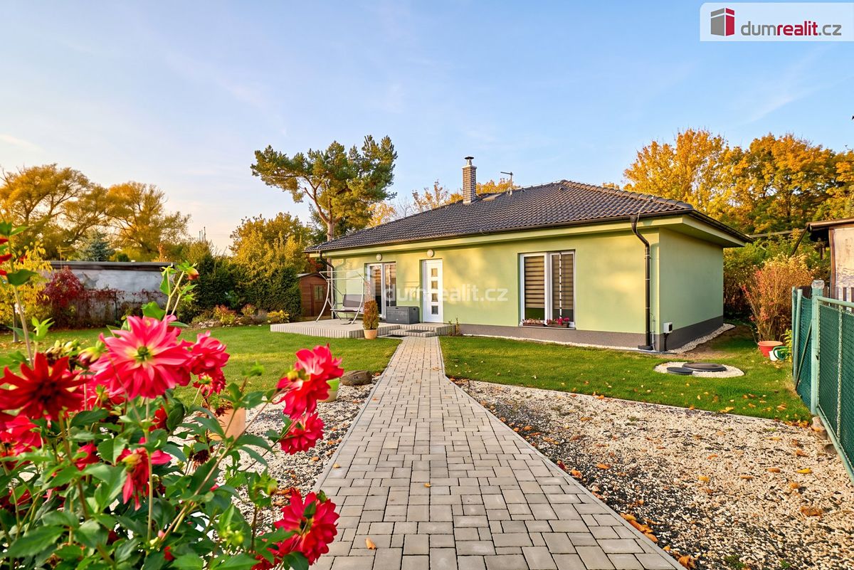 Prodej rodinného domu 90 m², pozemek 667 m², Hájek – fotka 1 z 3