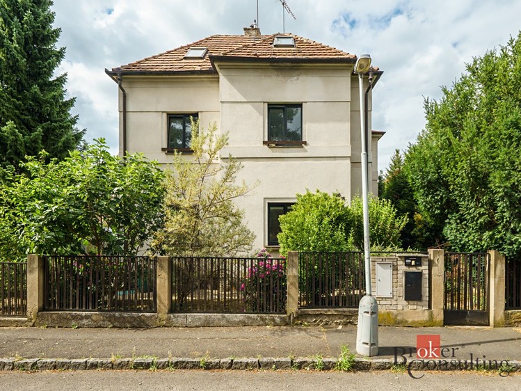 Haus zum Kauf, 209 m² (1 von 39)