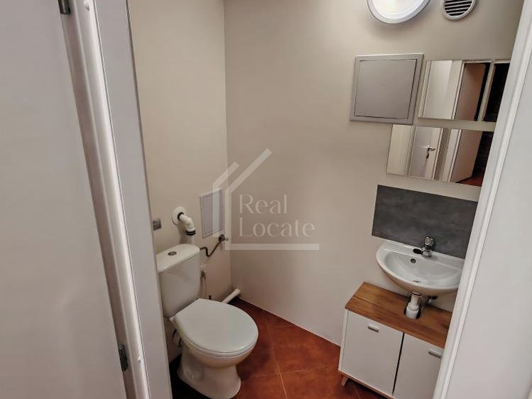 Pronájem komerčního prostoru, 17 m² (6 z 7)