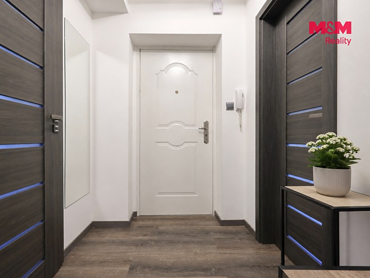 Квартира 2+1 на продаж, 49 м² (4 з 18)