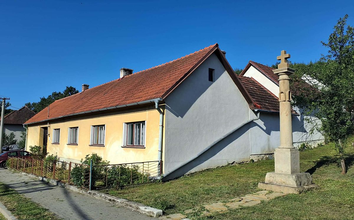 Prodej rodinného domu 280 m², pozemek 920 m², Bojkovice – fotka 1 z 3