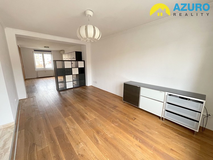 Pronájem bytu 2+1, 64 m² (22 z 33)