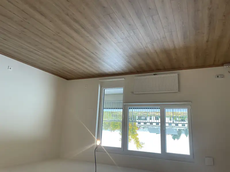Prodej bytu 1+kk 34 m², Praha – náhled fotky 1