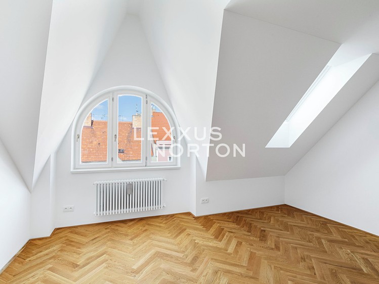 Квартира 3+kk на продаж, 77 м² (2 з 11)