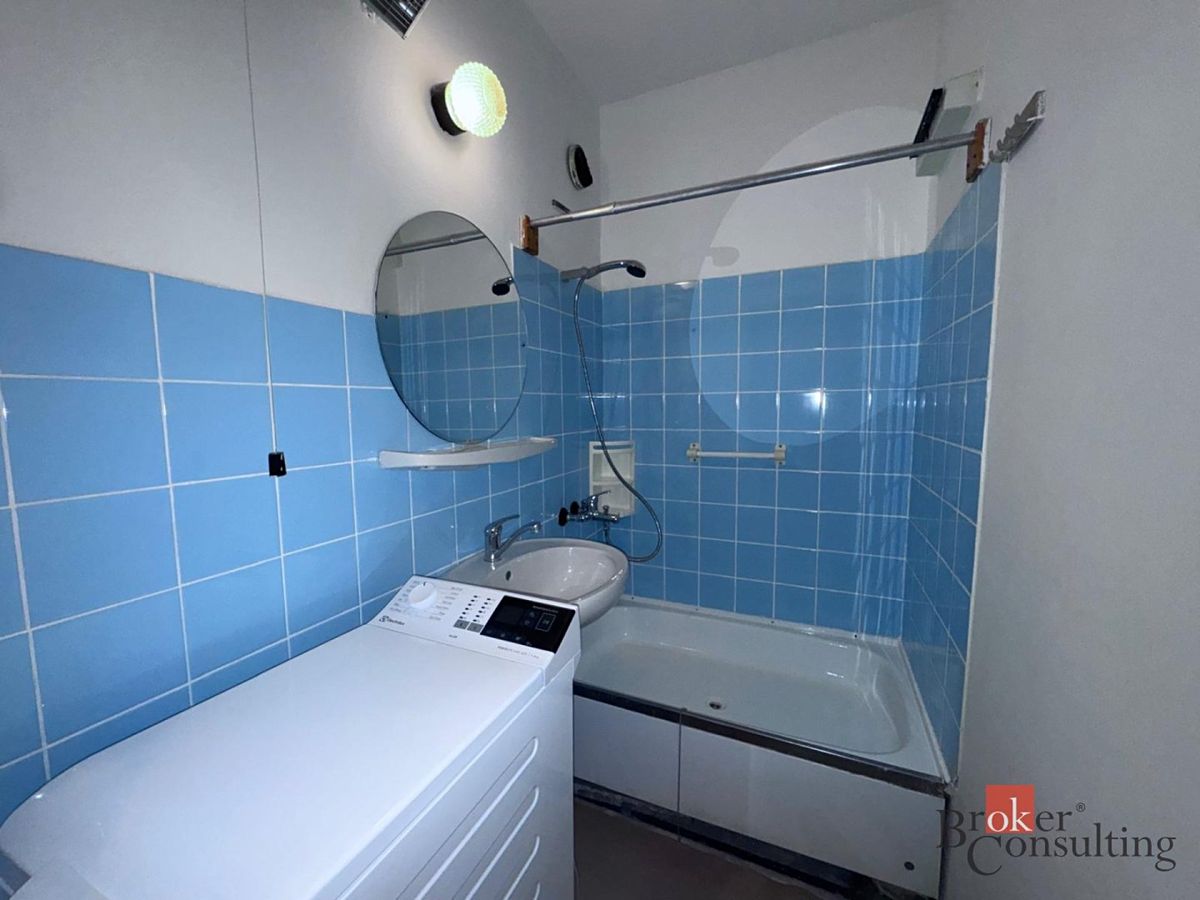 Pronájem bytu 2+kk 46 m² – fotografie 3