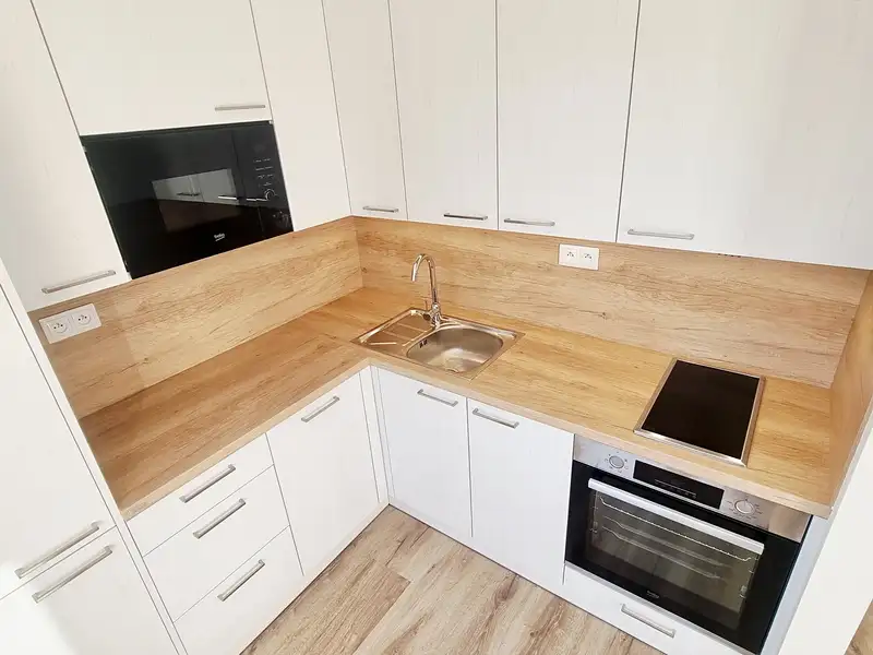 Pronájem bytu 1+1 32 m², Brno – náhled fotky 2