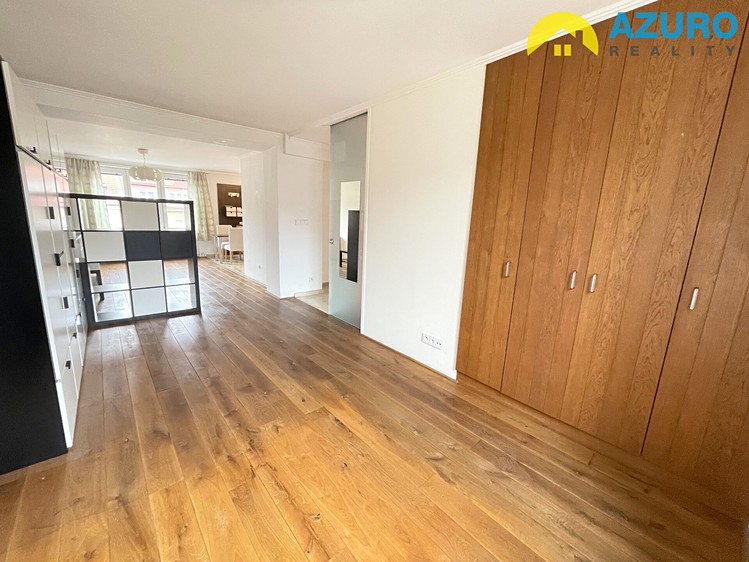 Pronájem bytu 2+1, 64 m² (12 z 33)