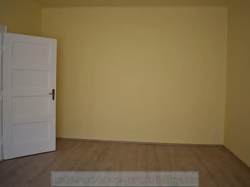 Pronájem bytu 2+1 57 m², Hranice – náhled fotky 1