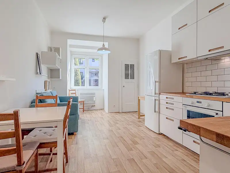 Pronájem bytu 2+kk 50 m², Praha – náhled fotky 3