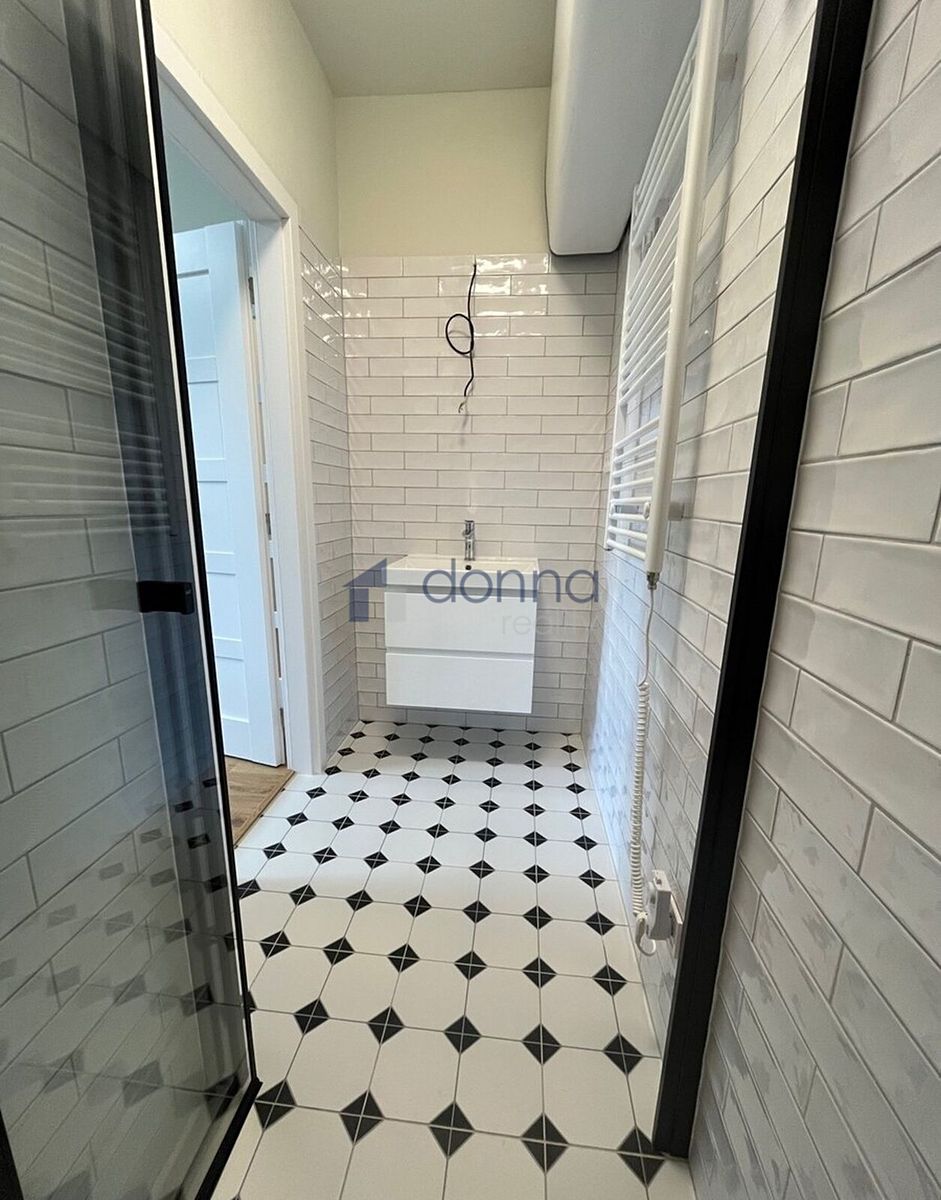Pronájem bytu 2+kk 40 m² – fotografie 4