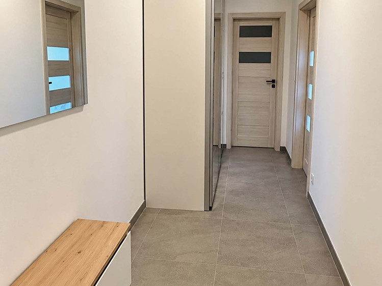 Pronájem bytu 1+kk, 38 m² (8 z 15)