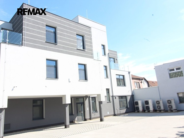 Gewerbefläche zur Miete, 147 m² (11 von 16)