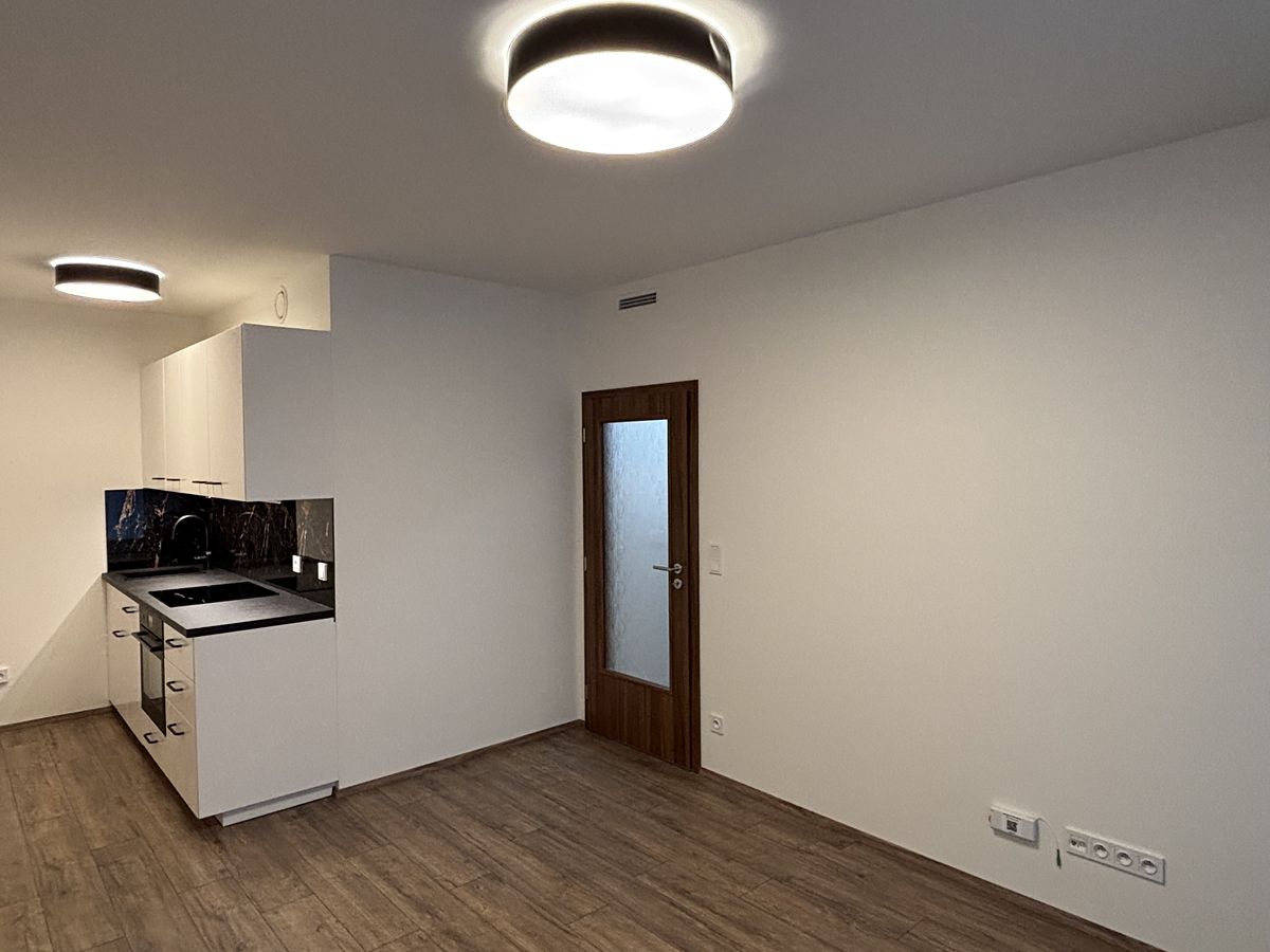 Pronájem bytu 2+kk 48 m² – fotografie 5