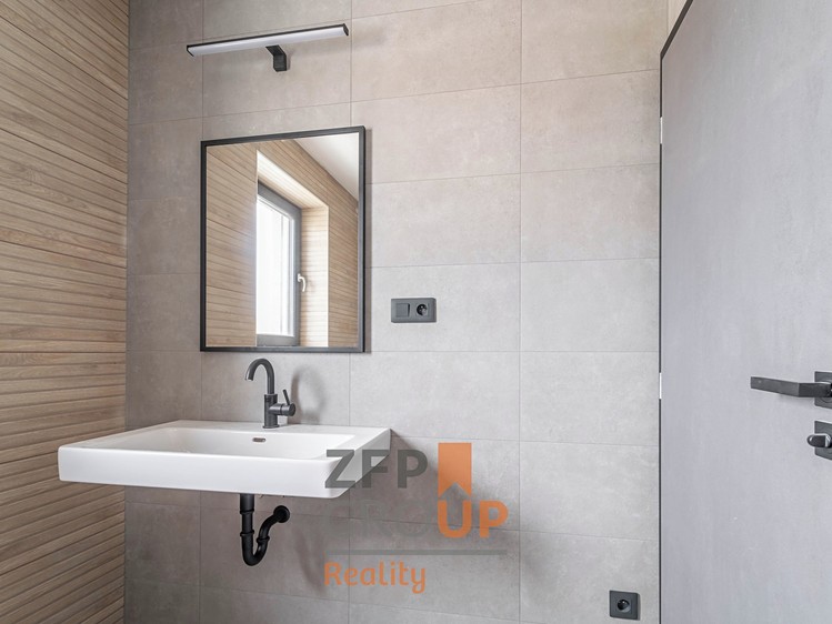 Prodej domu, 228 m² (19 z 51)