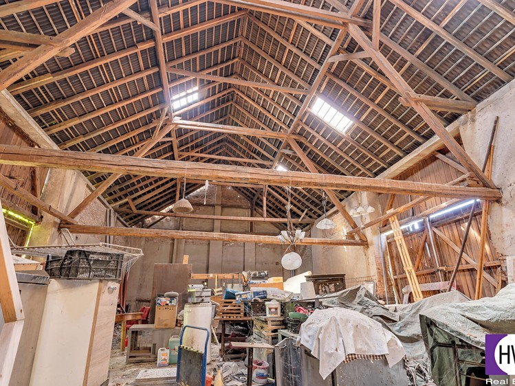 Комерційне приміщення на продаж, 1 900 м² (30 з 35)