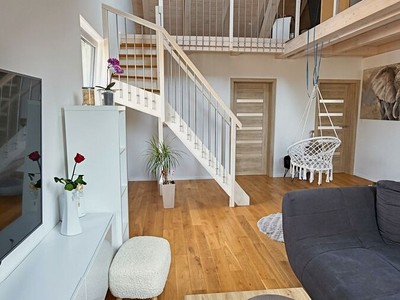Pronájem bytu 3+kk, 79 m² (3 z 9)