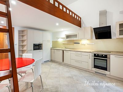 Pronájem bytu 1+1 43 m²
