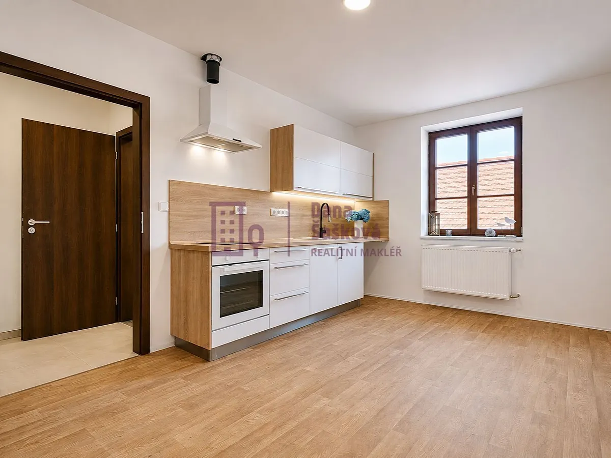 Pronájem bytu 1+kk 23 m²