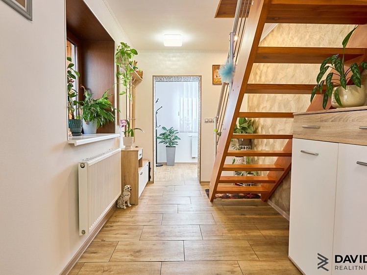 Prodej domu, 185 m² (12 z 24)