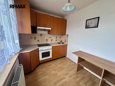 Pronájem bytu 1+1, 39 m² (2 z 11)