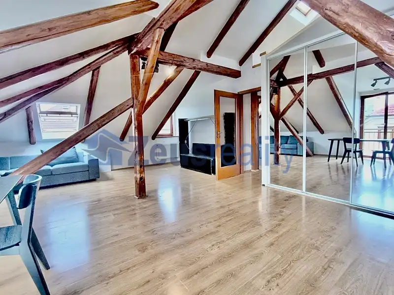 Pronájem bytu 3+kk 90 m², Praha – náhled fotky 1