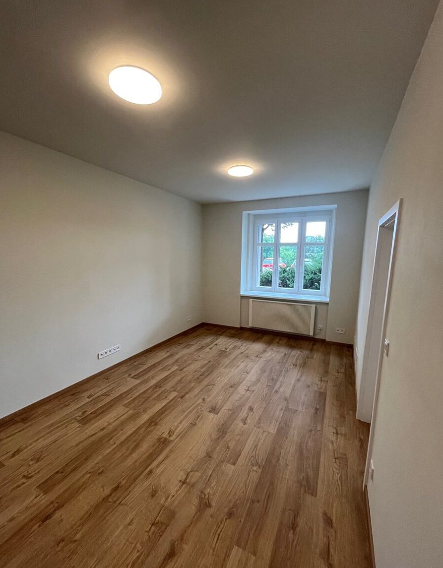 Pronájem bytu 2+kk 40 m², Praha – fotka 1 z 3
