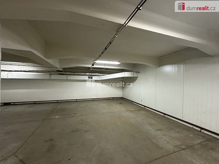 Комерційне приміщення в оренду, 3 000 м² (15 з 16)