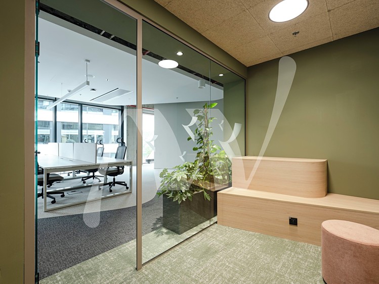 Pronájem komerčního prostoru, 1 208 m² (10 z 15)
