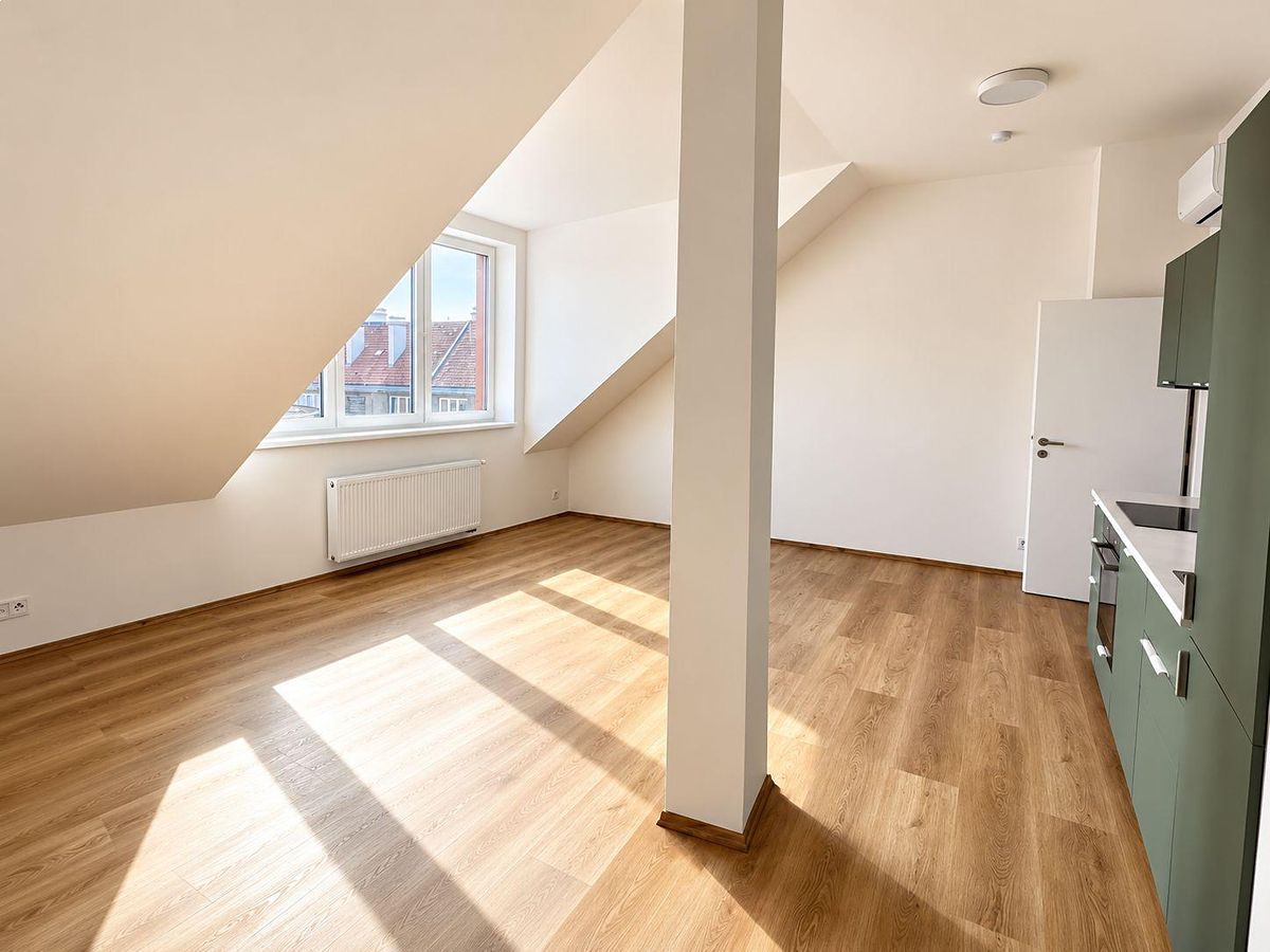 Pronájem bytu 2+kk 62 m² – fotografie 4