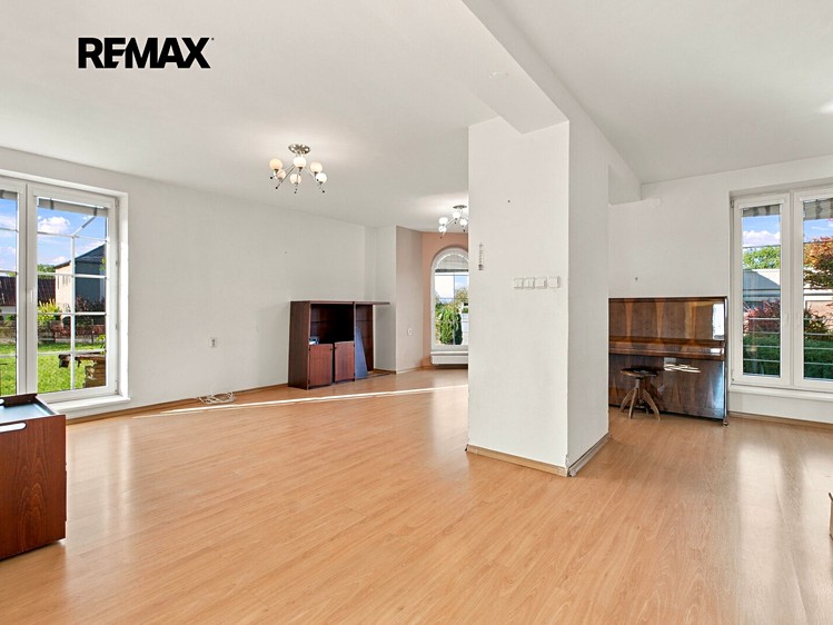 Будинок на продаж, 268 м² (4 з 45)